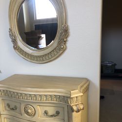 Furniture  Mirror With Chest 