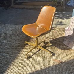 LEATHER OFFICE CHAIR