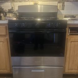 🚨 $250 Amana Gas Stove – MUST GO 