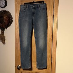 Old Navy Mid-Rise Wow Boyfriend Jean