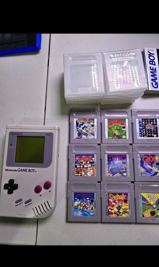 Nintendo Game Boy Launch Edition Bundle