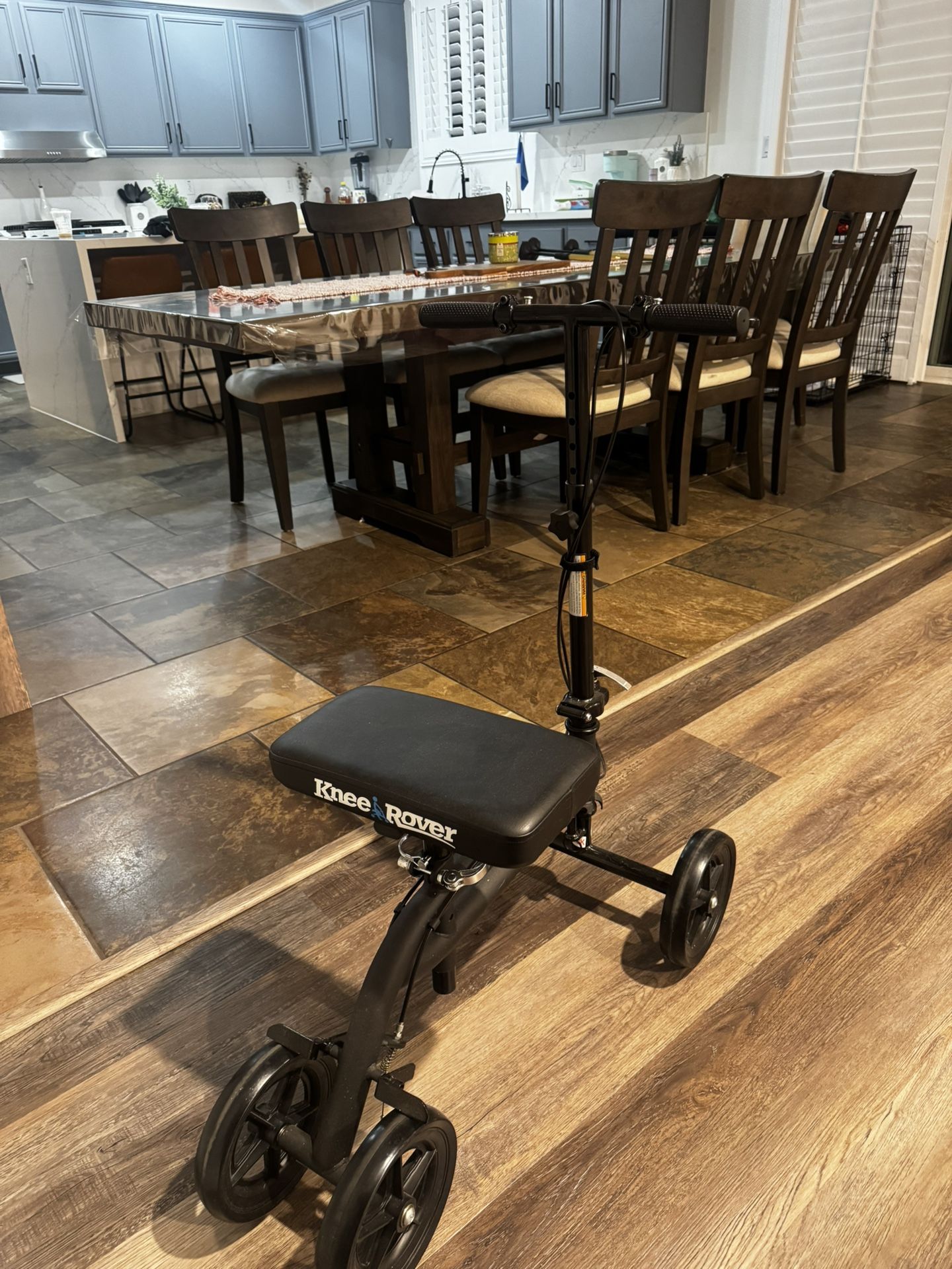 Knee Rover 