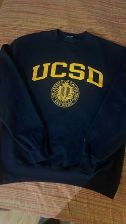 UCSD Sweater Large 