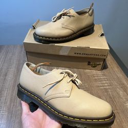 Dr. Martens Women's 1461 Virginia Soft Fine-Grain Leather Oxford Size 10