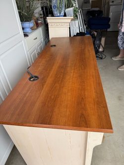 Computer table