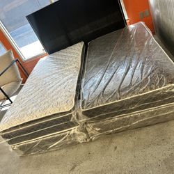 Twin Mattresses Starting@$125 (🇺🇸 Weekend Sale!! ) 