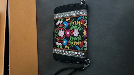 Embroidered Floral Wristlet Clutch Wallet