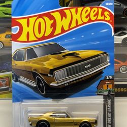 🇺🇸 HOT WHEELS 2025 - Gold Chevy ‘67 Camaro - HW Dream Garage 56/250 - 1:64