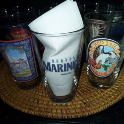 Collectible Vtg Beer Glasses/tumblers