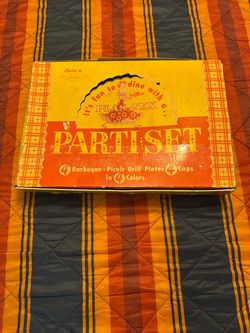 vintage mid-century Plas-Tex "Parti-Set"