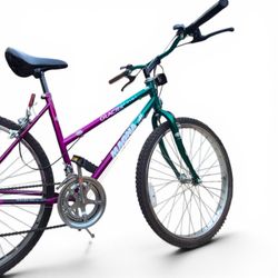 ​Retro 26" Magna Glacier Point Women’s Mountain Bike – Teal & Purple Gradient (Excellent Condition)