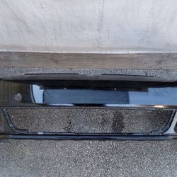 2011-2014 Volkswagen Jetta Front Bumper Black Color 