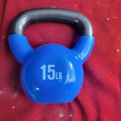 NEW. 15LB  RUBBER COATED KETTLEBELL  STEEL HANDLE. 2 AVAILABLE 
11525 S HALSTED dunkin donuts
20$  CASH ONLY  AS IS