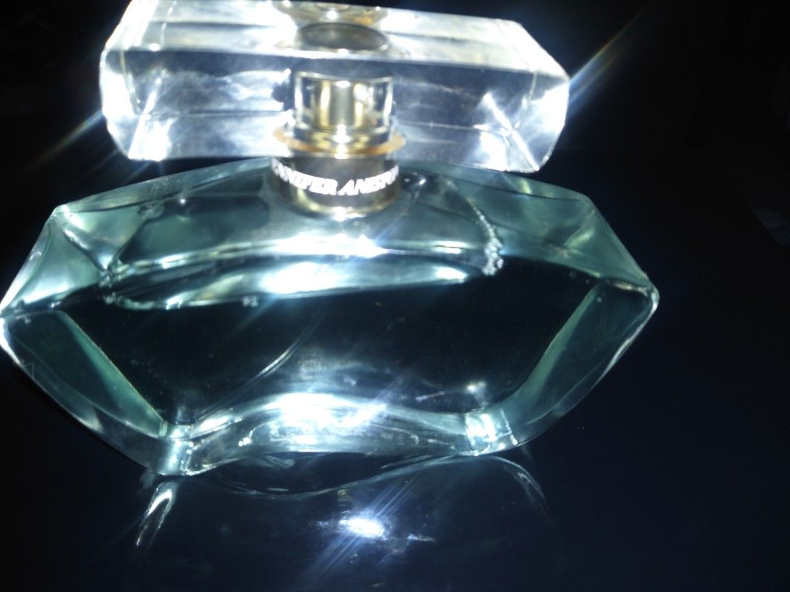 Jennifer Aniston Beachscape 2.9 Eau de parfum, Brand New.