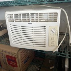 HAIER AC Window Unit