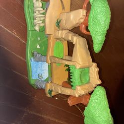 Cool jungle toy