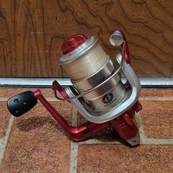 Shakespeare 5.2:1 Red Spinning Reel