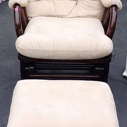 Glider Rocking Chair w/ Ottoman