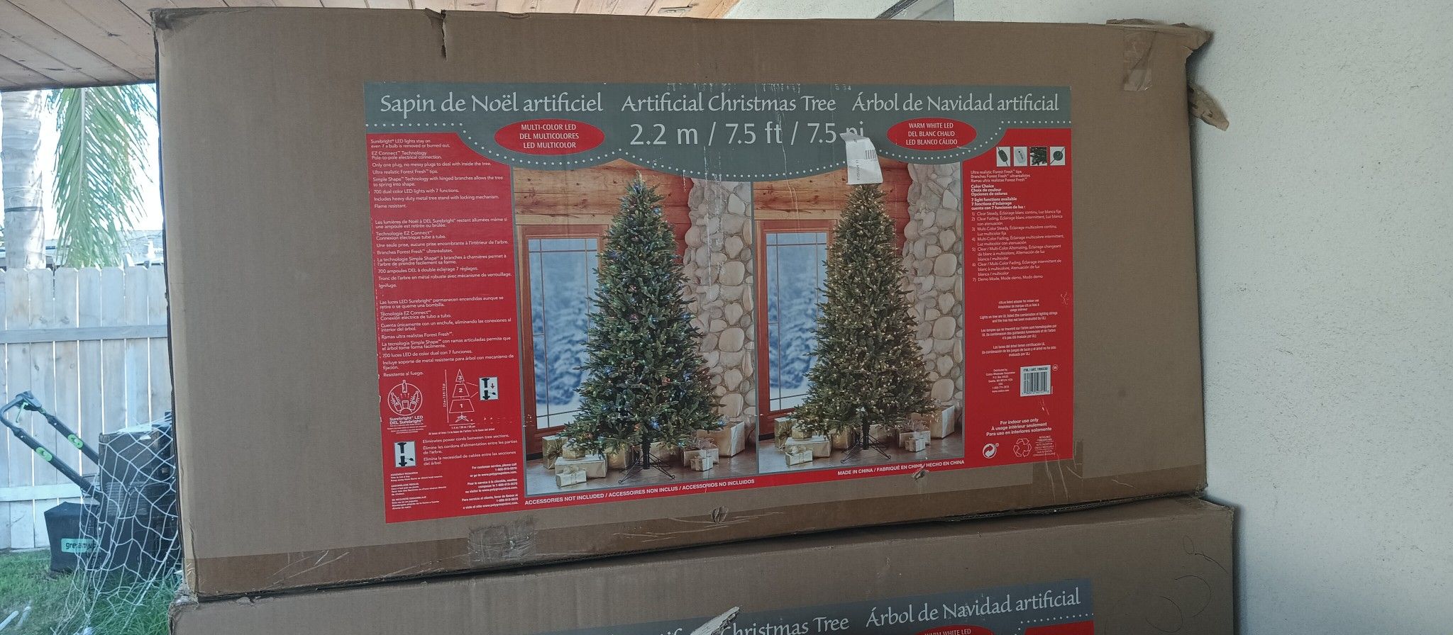 Costco Christmas Tree 7.5ft New In Box Pre Lit We Can Deliver