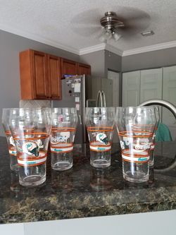 Dolphins Glasses 6 Set