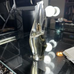 Donna Karan Cashmere Perfume