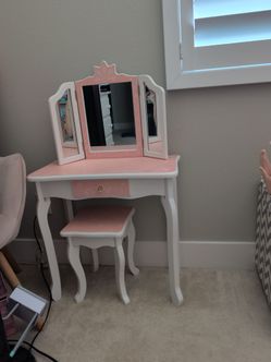 Toddler Beauty table