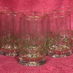 Arby’s Libbey Christmas Holly Berry Gold Rim 5.25” Tall Glass Set Of 8 FLAWLESS!