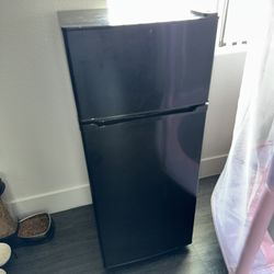 Mini Fridge With Freezer