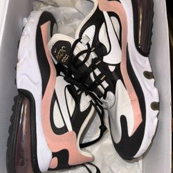 Nike Air Max 270 React Sneakers (black/white/coral) - Size 6 - Retail