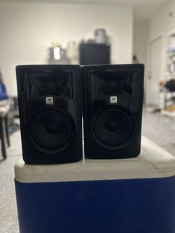 Monitor Speakers