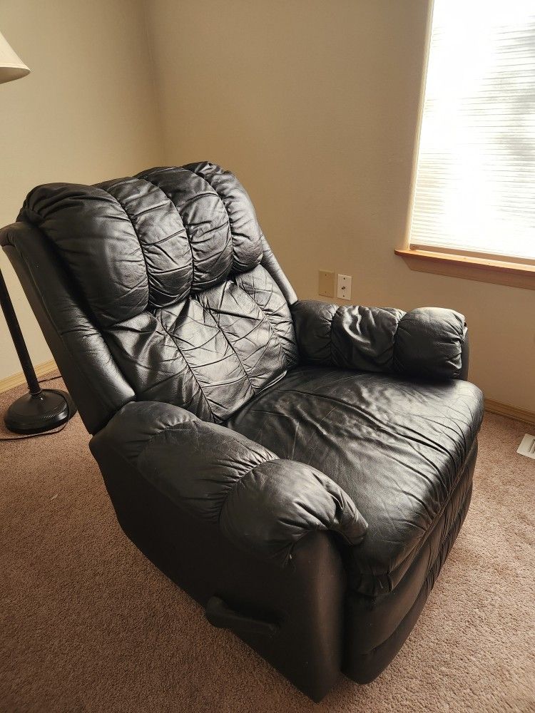 Moving, leftover furniture. Recliner, Couch, Bureau, Secretary Desk, File Cabinet