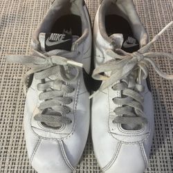 Nike Classic Cortez Leather Women's Size 7.5 White/Black 807471-101