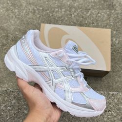 Pink ASICS 🌟 9w/7.5m