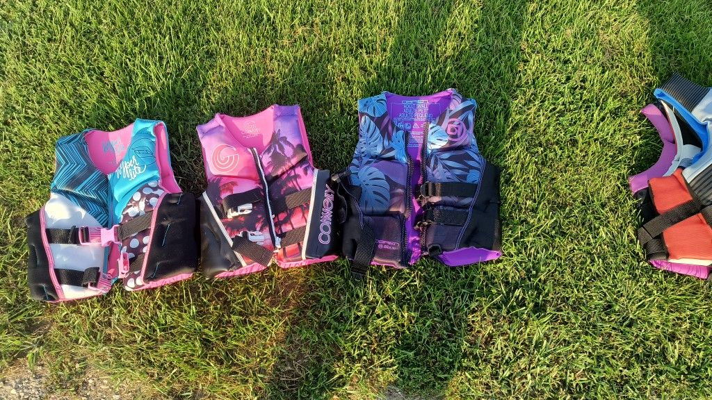 3 Life Jackets