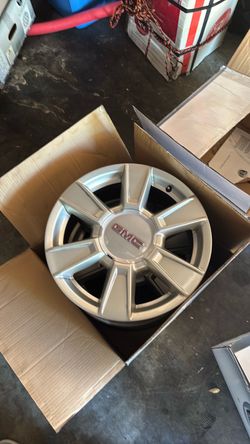 GMC rims 5 Bolt full set