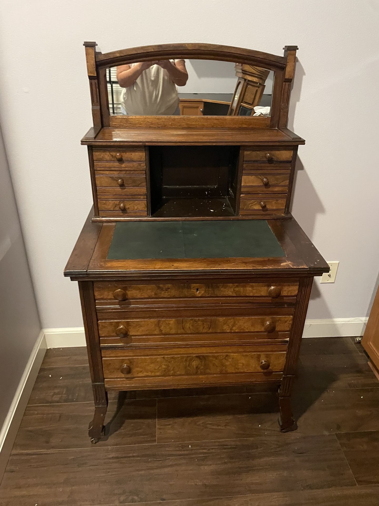 Secretary Hutch, Removable Top
