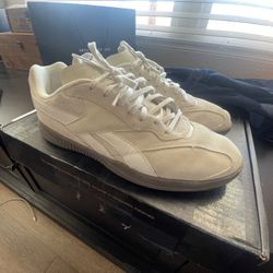 Reebok Shoes 10.5 