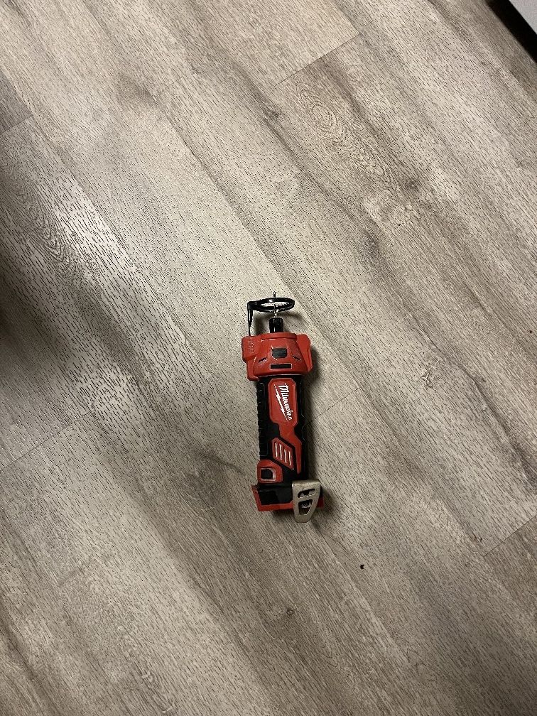 Milwaukee M18 Cut Out Tool $80 Firme Precio Tool Only No Bateria