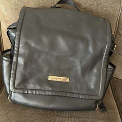 Petunia Pickle Bottom Diaper Bag /  Backpack 