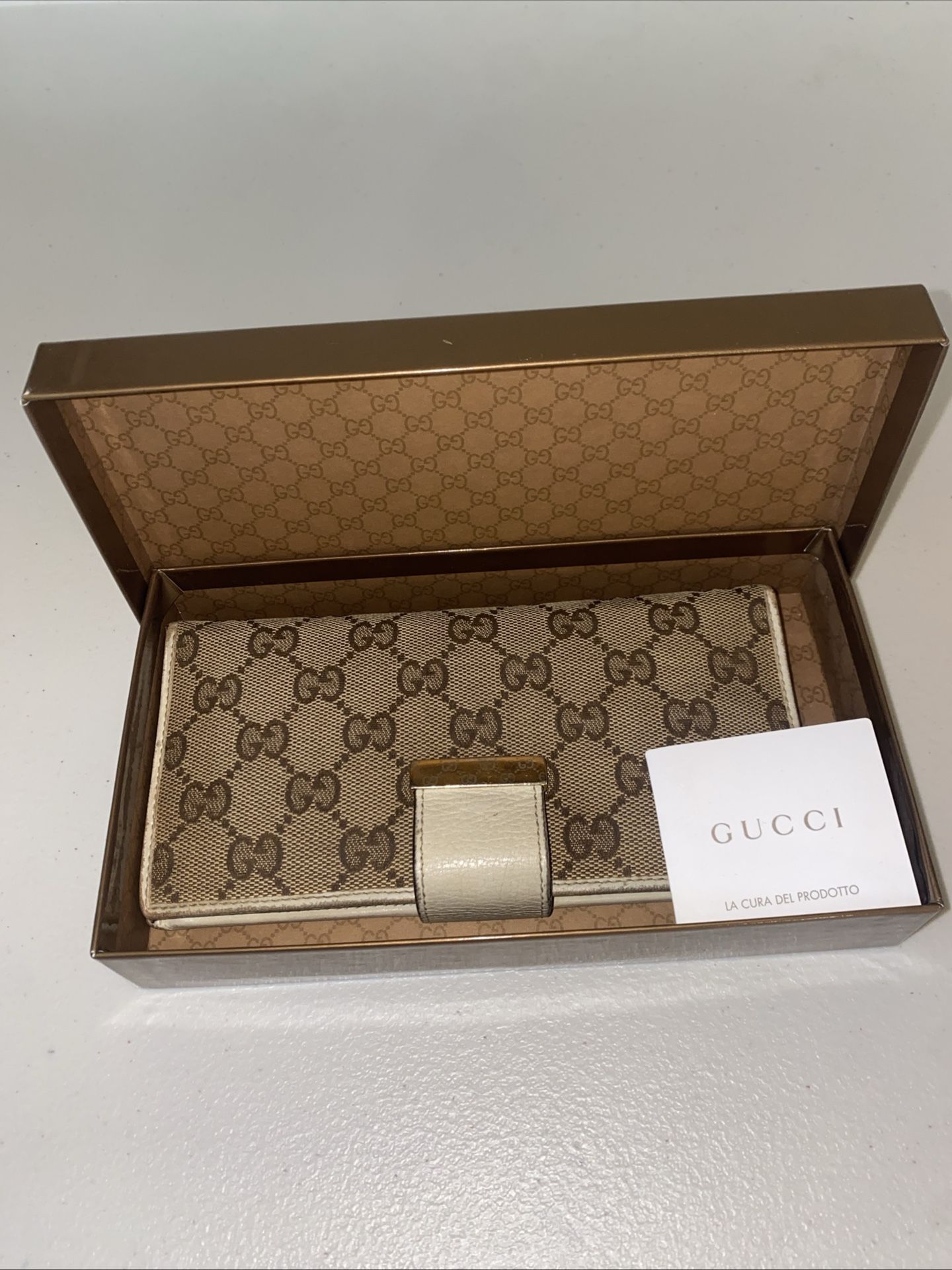 Authentic GUCCI Logo Monogram Brown White Long bifold wallet