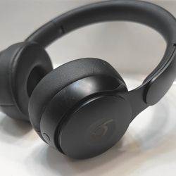 Beats Solo Pro Wireless Noise Cancelling Headphones