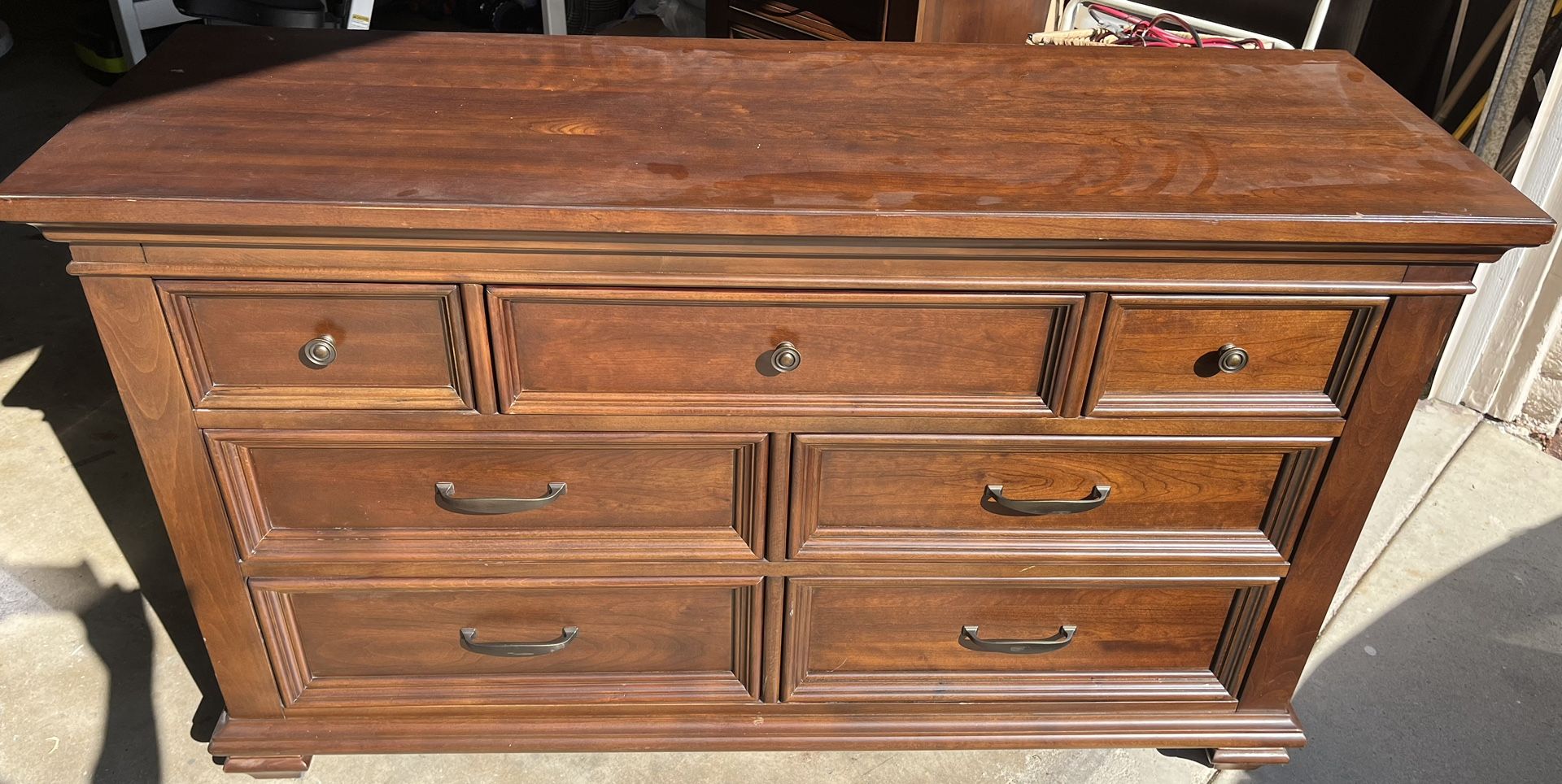 Northridge Furniture Inc Dresser Set