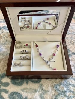 Very Nice sterling silver Rings $25 Each Ring / Classy rose 🌹🌿necklace $25 / Men’s Nice  Bulova  Wrist Watch ⌚️ On Sale For $50 