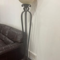 Tall room lamp