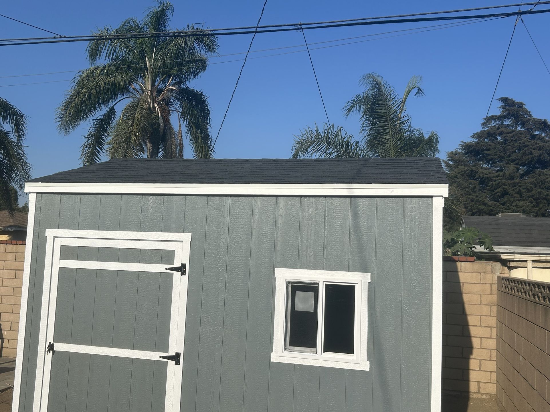 Storage Shed 10x12x10H