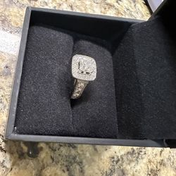 14k White Gold engagement  Diamond Ring certified, 1.01 carat center diamond