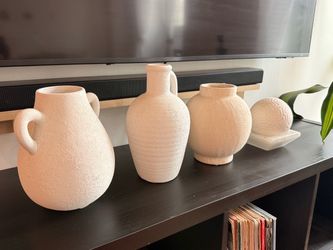 🚨 MOVING SALE 🚨 Rustic Terracotta Ceramic Vase Set