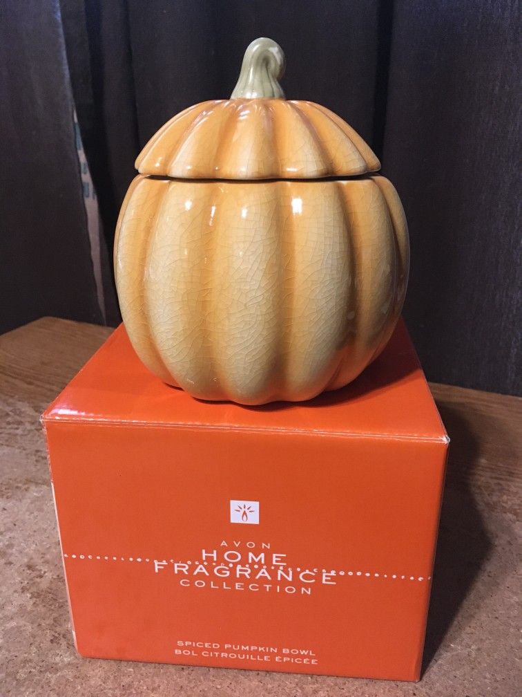 Avon Home Fragrance Collection Spice Pumpkin Pillar Candle In Box