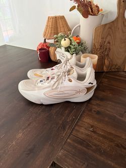 Way of Wade 808 4 Ultra White/Gold Basketball Shoes