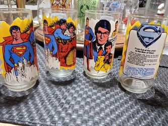 Superman cups